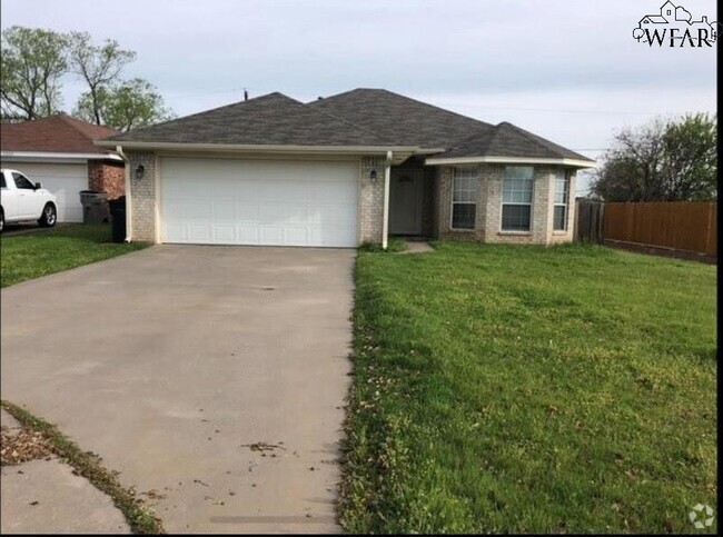 Building Photo - 5207 Northview Dr Rental