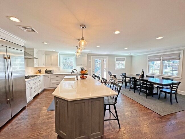 Photo - 99 Westchester Rd