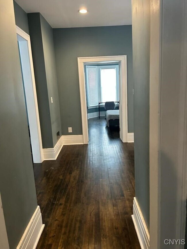 Photo - 942 Euclid Ave