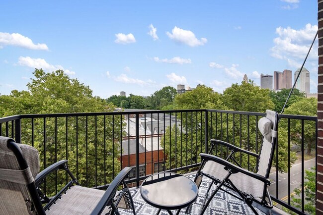 Photo - 407 W Rich St Unit ID1257761P