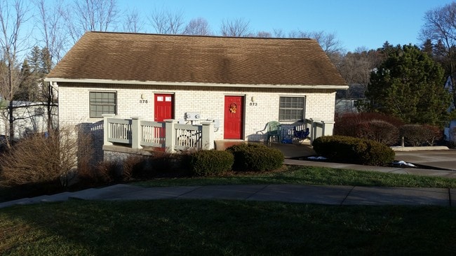 Photo - 875 Willard St Unit 875