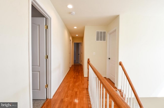 Photo - 542 Windermere Drive