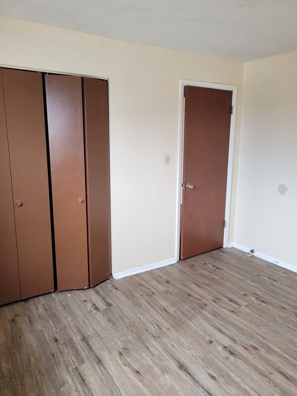 Photo - 14835 Euclid Ave Condo