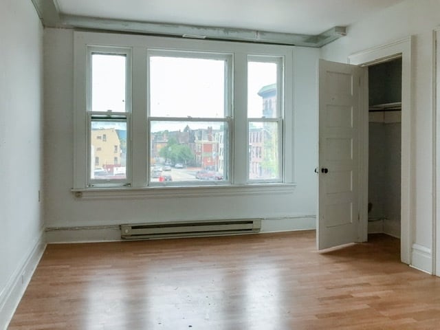 Photo - 618 N 2nd St