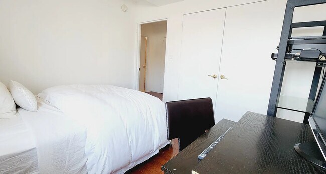 Photo - 225 Eighth Avenue Unidad 14E