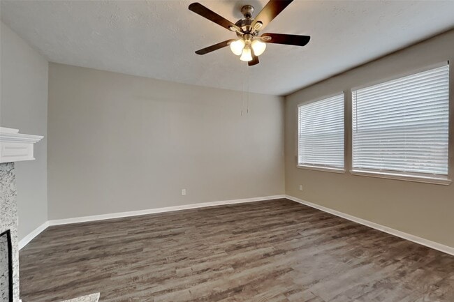 Photo - 16935 Valley Palms Dr