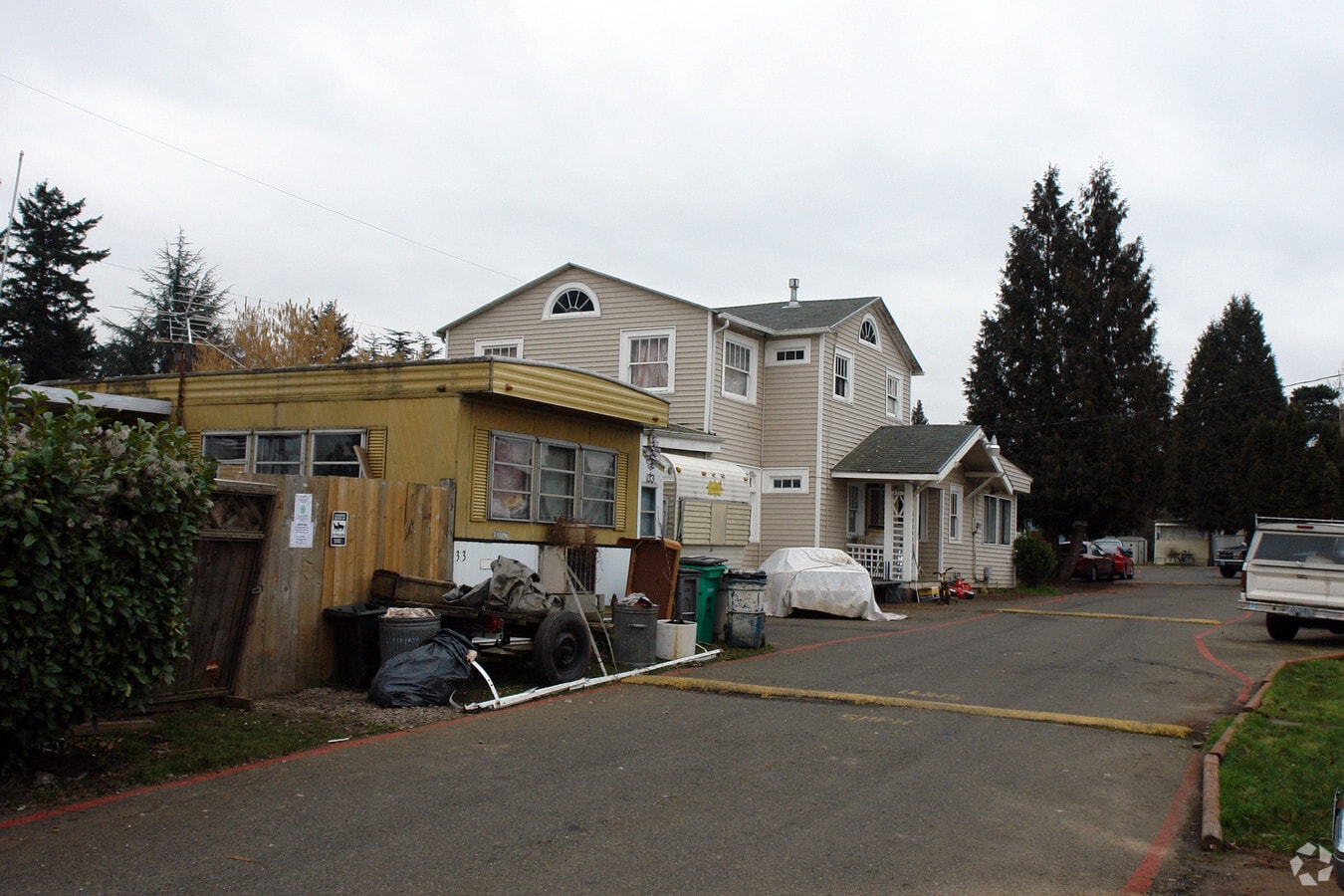Oak Leaf Mobile Home Park - Oak Leaf Mobile Home Park