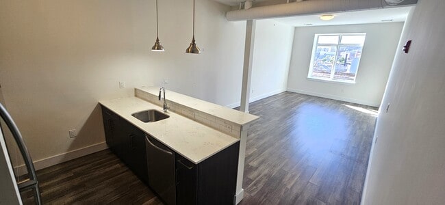 Photo - Textile Lofts