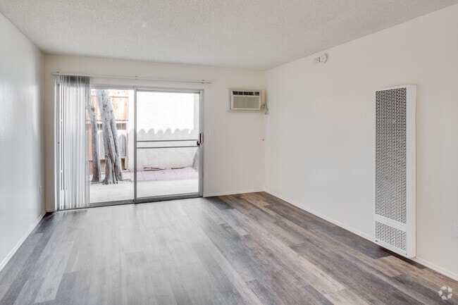 1HAB, 1BA - 850SF - The Maddox - The Maddox