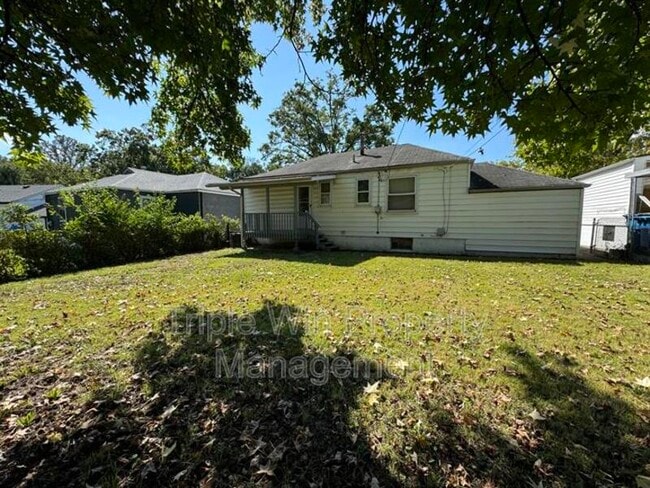 7417 Pleaseway Dr