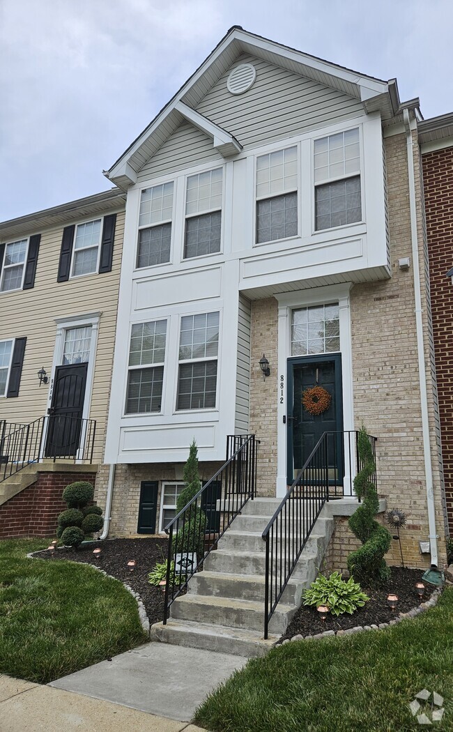 Building Photo - 8812 Community Square Ln Rental
