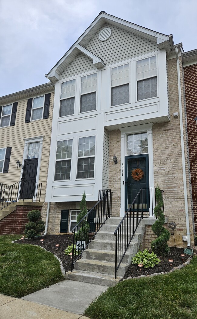 Building Photo - 8812 Community Square Ln Rental