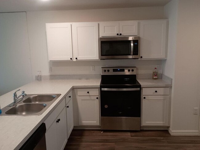 Photo - 357 SE Starfish Ave