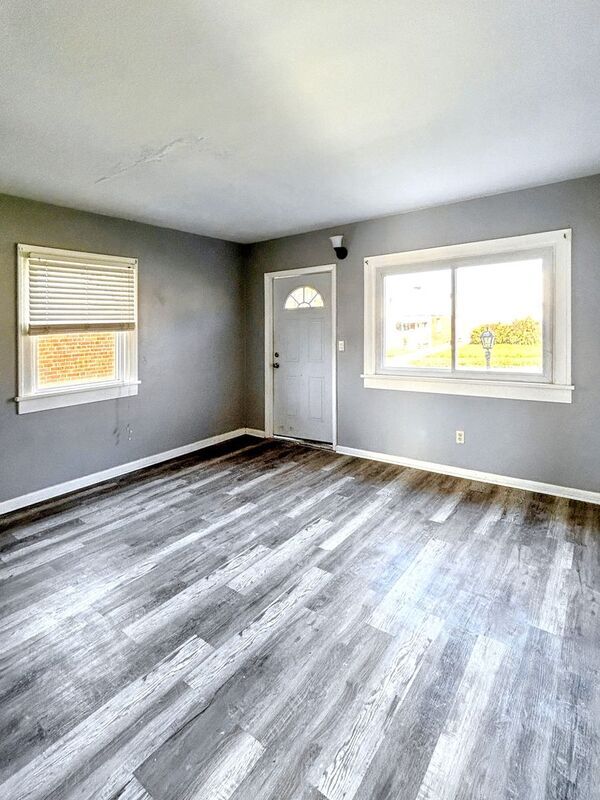 Photo - 16910 Palda Dr