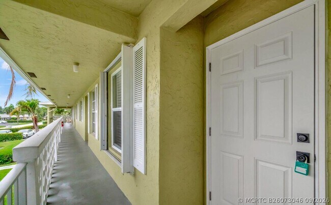 1140 Mahogany Way Unidad 204