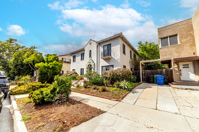 Building Photo - 6261 W Olympic Blvd Rental