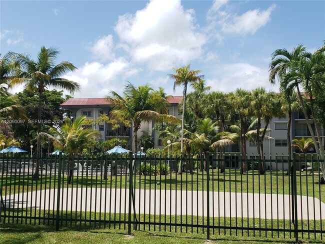 Photo - 8107 SW 72nd Ave Unit 416E