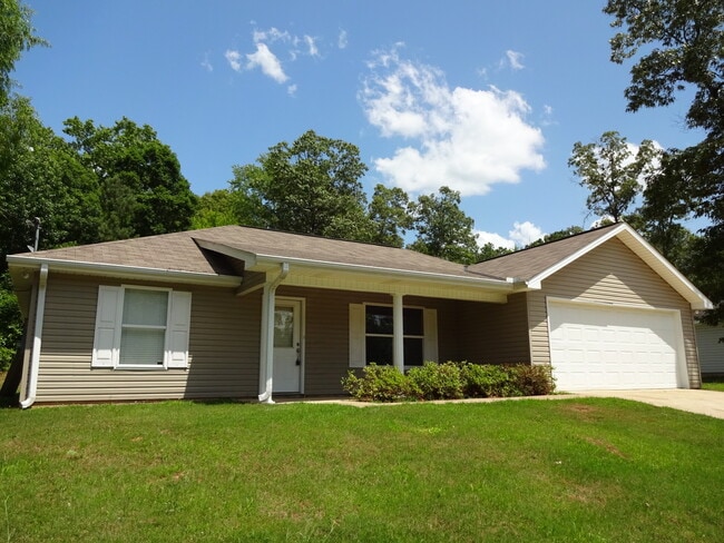 Building Photo - Home in McCalla!!  Available to View with ...