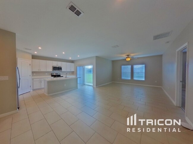 Photo - 232 Garnet Ave