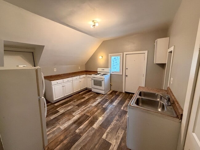Photo - 1623 Maple St Unit #2