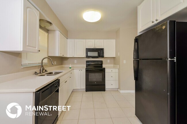 Photo - 2006 4th Ave W