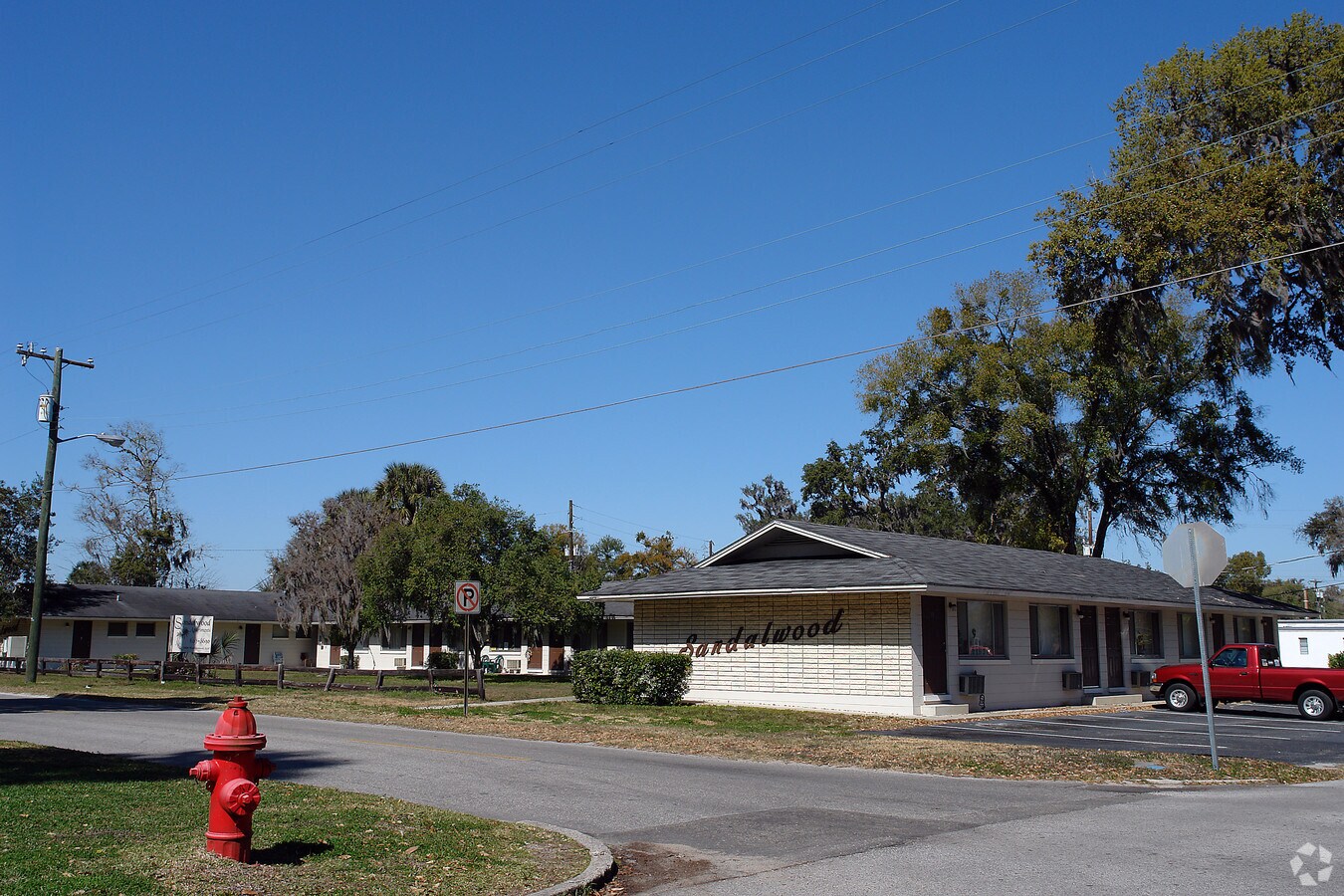 Sandlewood Apartments - Sandlewood Apartments