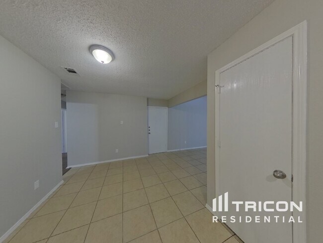 Photo - 6701 Spur Ridge Ct