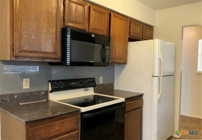 Photo - 1409 Paseo Del Oro