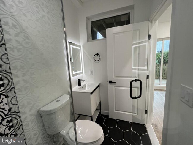 Photo - 2117 N 8th St