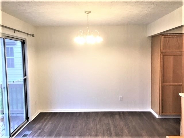 Photo - 821 Monarda Pl