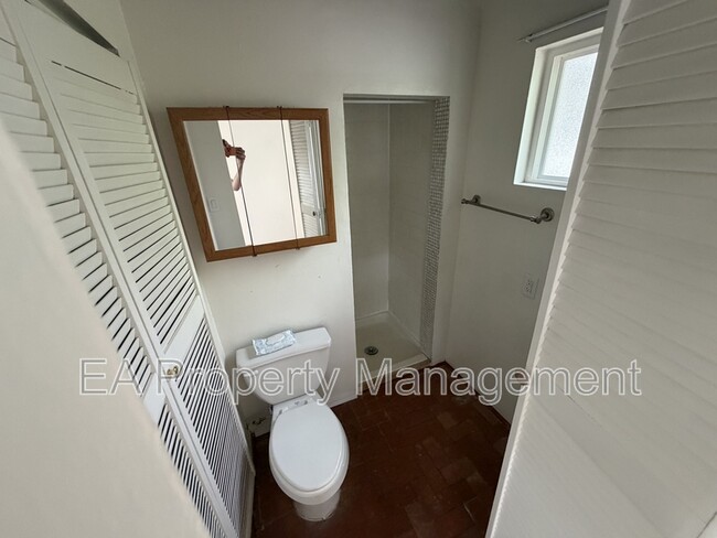 Photo - 3925 Mesa Verde Ave NE