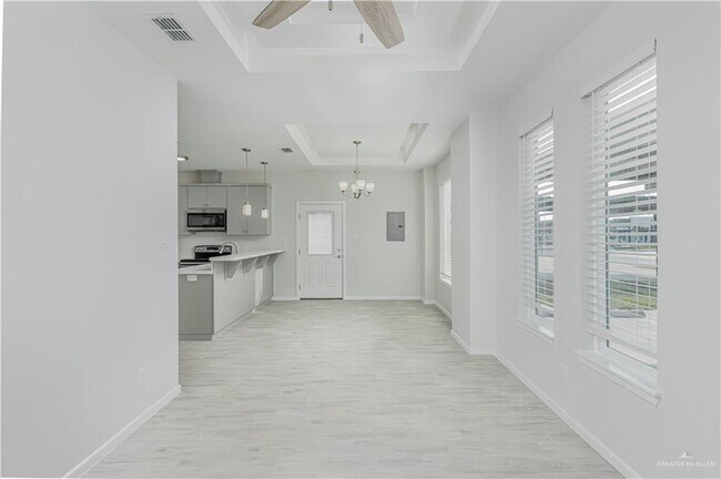 Photo - 16 N "E" St Unit 1