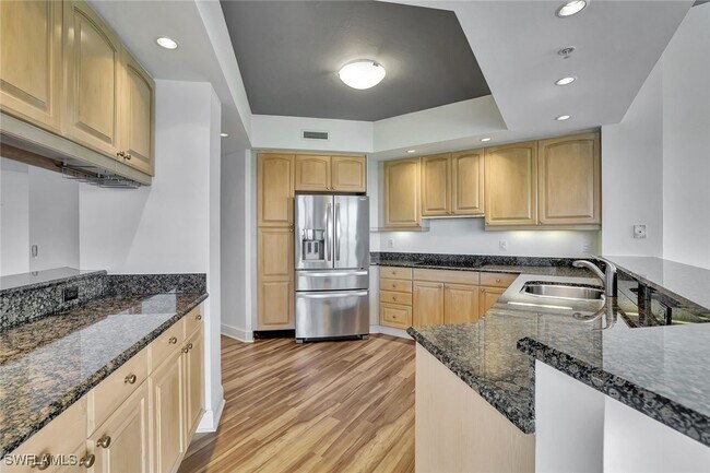 Photo - 1060 Borghese Ln Unidad 2001