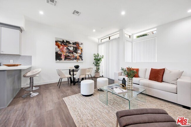 Photo - 1458 Butler Ave