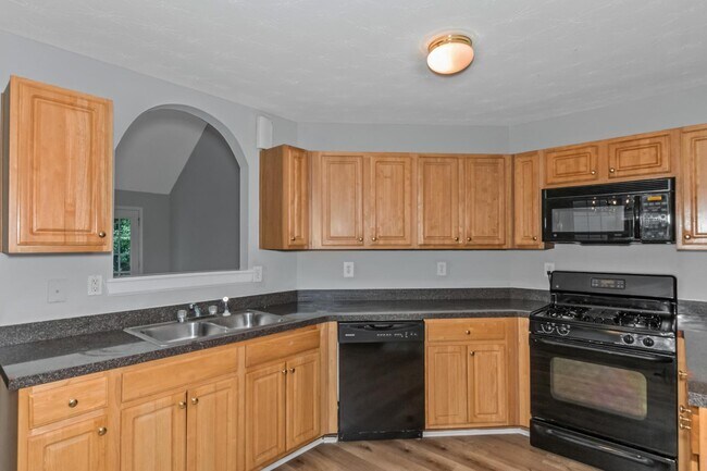 Photo - 195 Charleston Pl