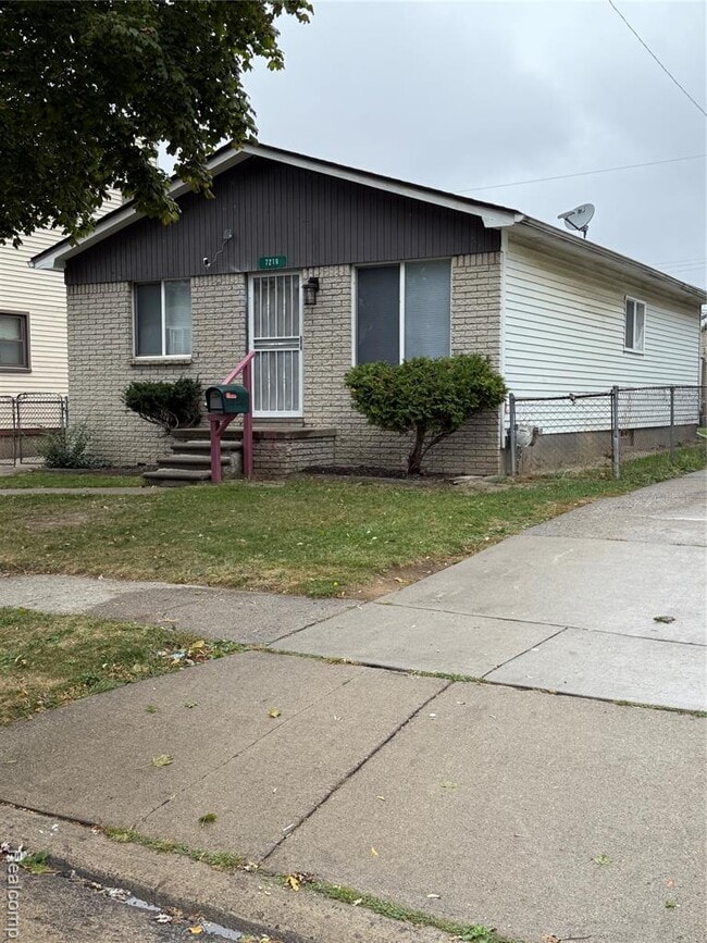 Photo - 7219 Hupp Ave