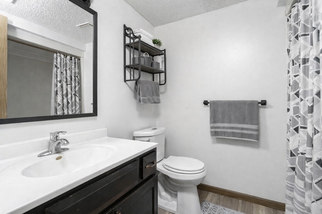 Thunder Ridge Apartments
