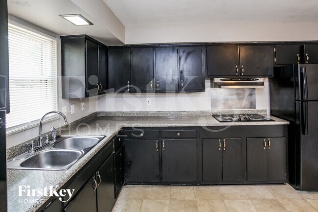 Photo - 5564 Northland Rd