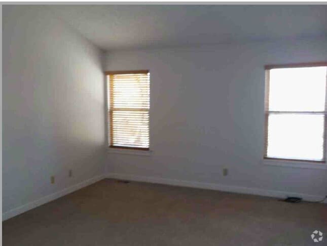 Building Photo - 5165 Granby Cir Unit UPSTAIRS BEDROOM 2 Rental