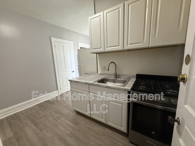 Photo - 106 S Pershing Ave