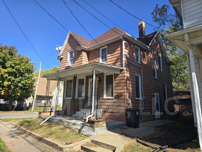 Building Photo - 71 Lafayette St