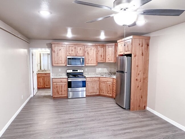 Photo - *Utilities Included* S108 Studio Apartment In Hildale