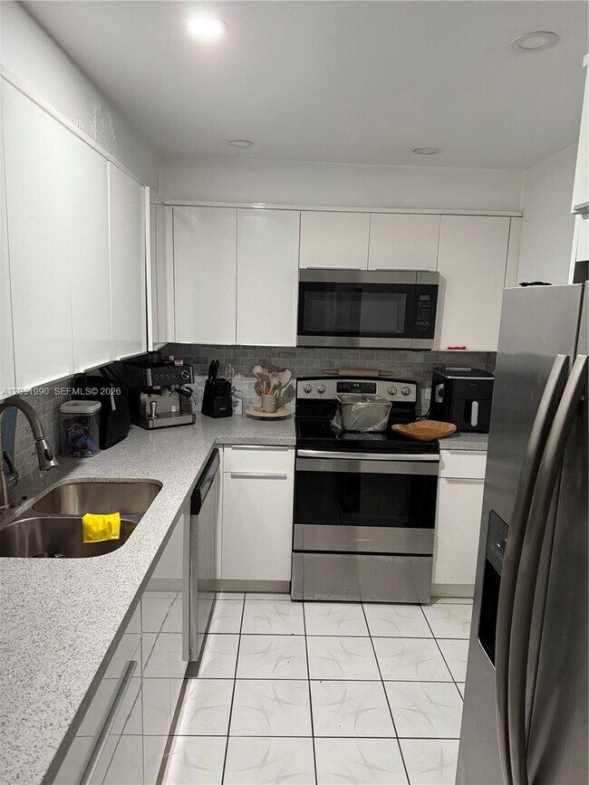 Photo - 9225 Collins Ave Unit 303