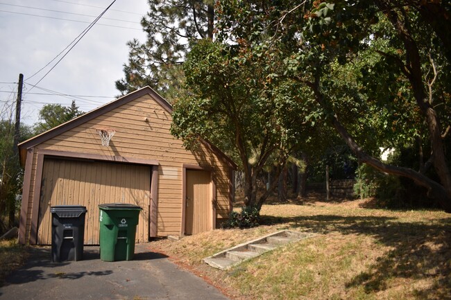 Photo - 229 Cherry St