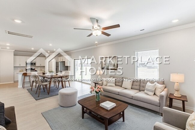Photo - 212 Stockyard Cir
