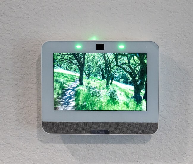 Photo - 650 Gladiola Loop