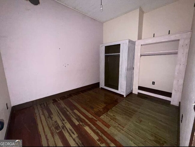 359 Railroad St Unit F