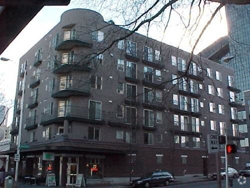 Building Photo - 1 bedroom in Seattle WA 98121 Unit 1 Bedroom 1 bathroom Rental