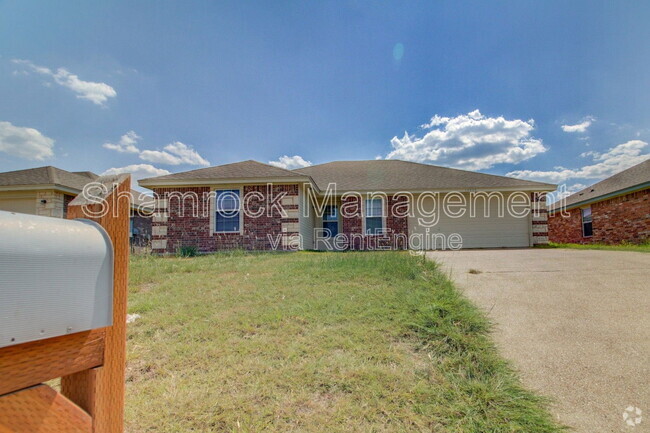 Building Photo - 10525 Granada Dr Rental