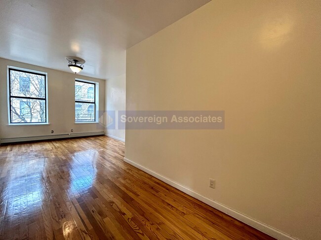 Photo - 140 W 112th St Apartamento Unidad 2B